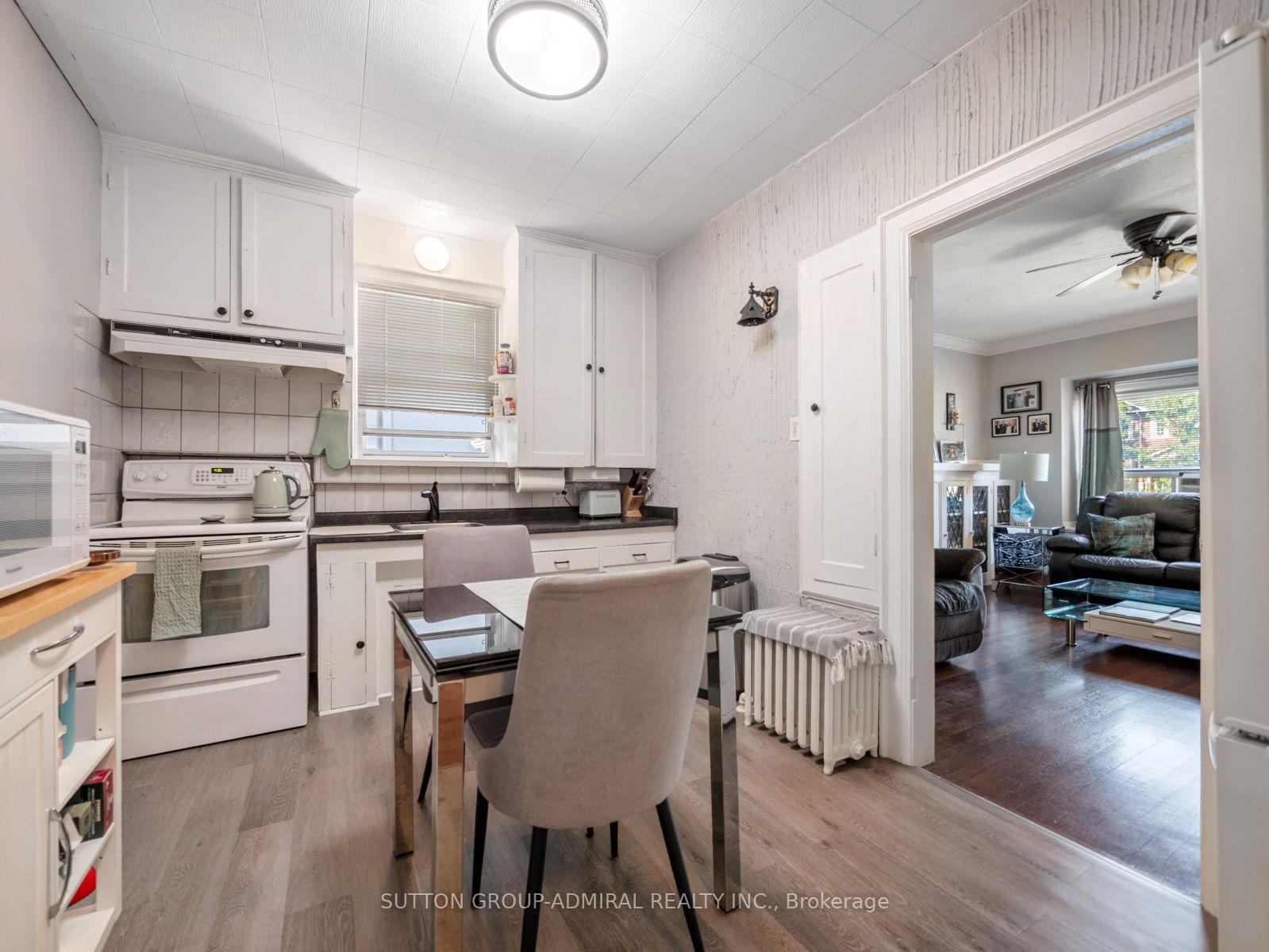 Photo 10 of 980 Kipling Avenue, Etobicoke, Islington-City Centre West — HOMEH