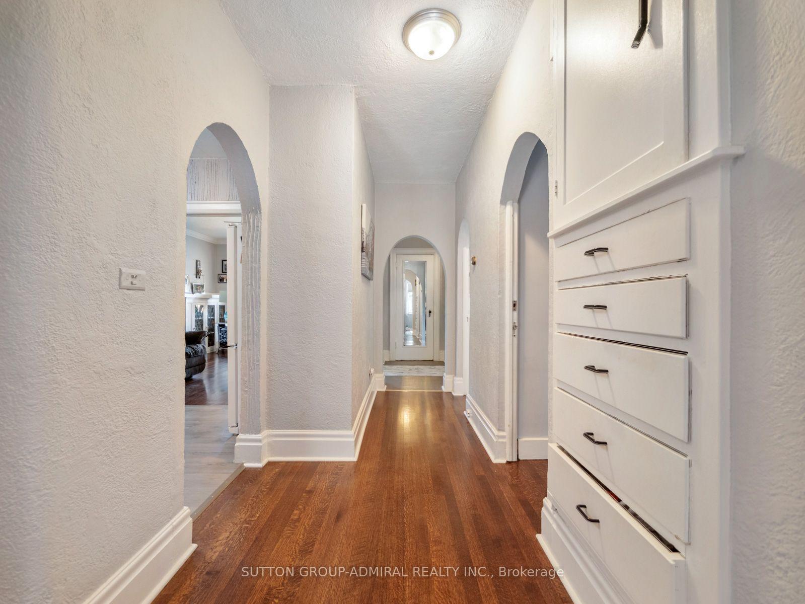 Photo 12 of 980 Kipling Avenue, Etobicoke, Islington-City Centre West — HOMEH
