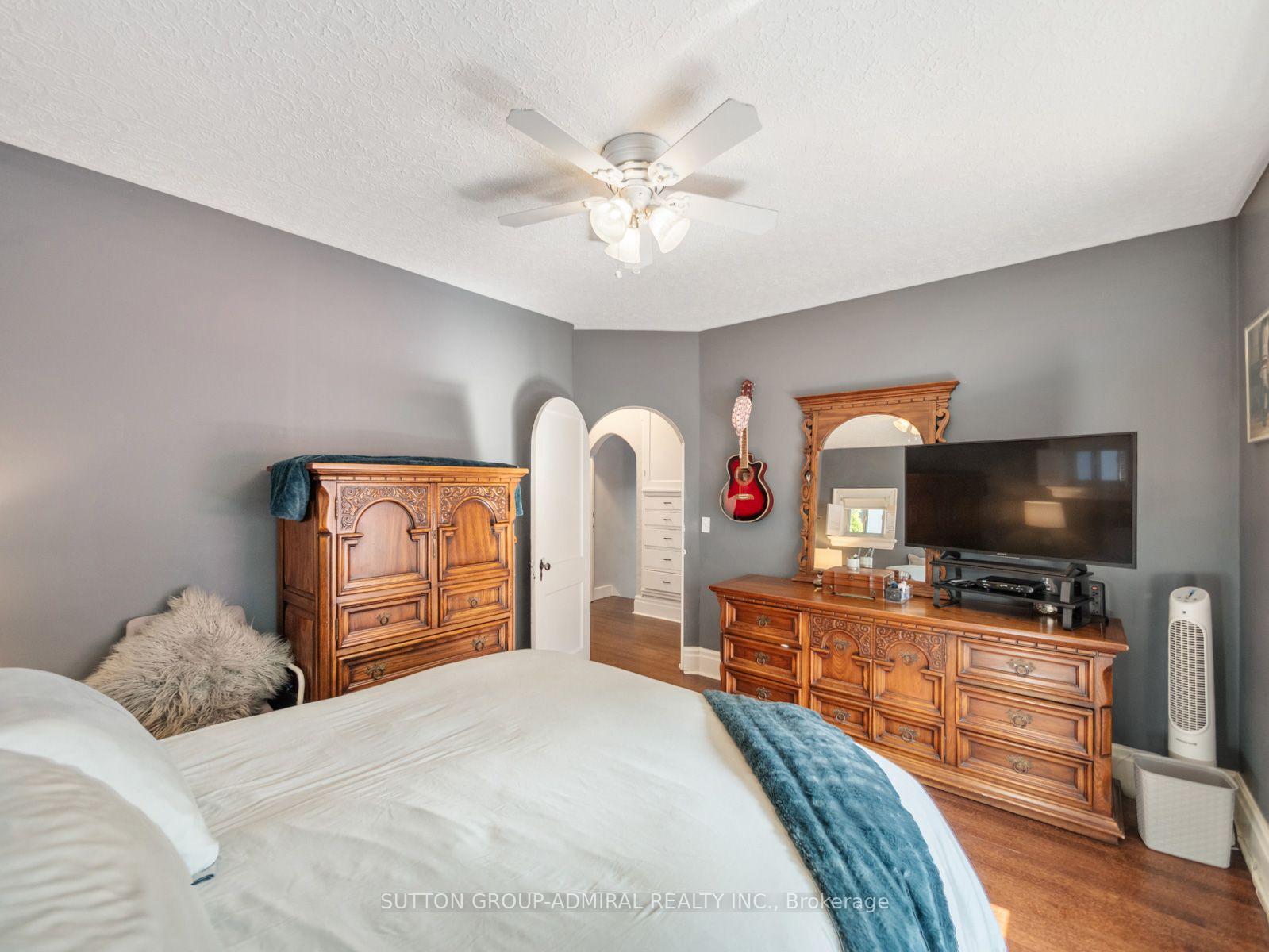 Photo 14 of 980 Kipling Avenue, Etobicoke, Islington-City Centre West — HOMEH