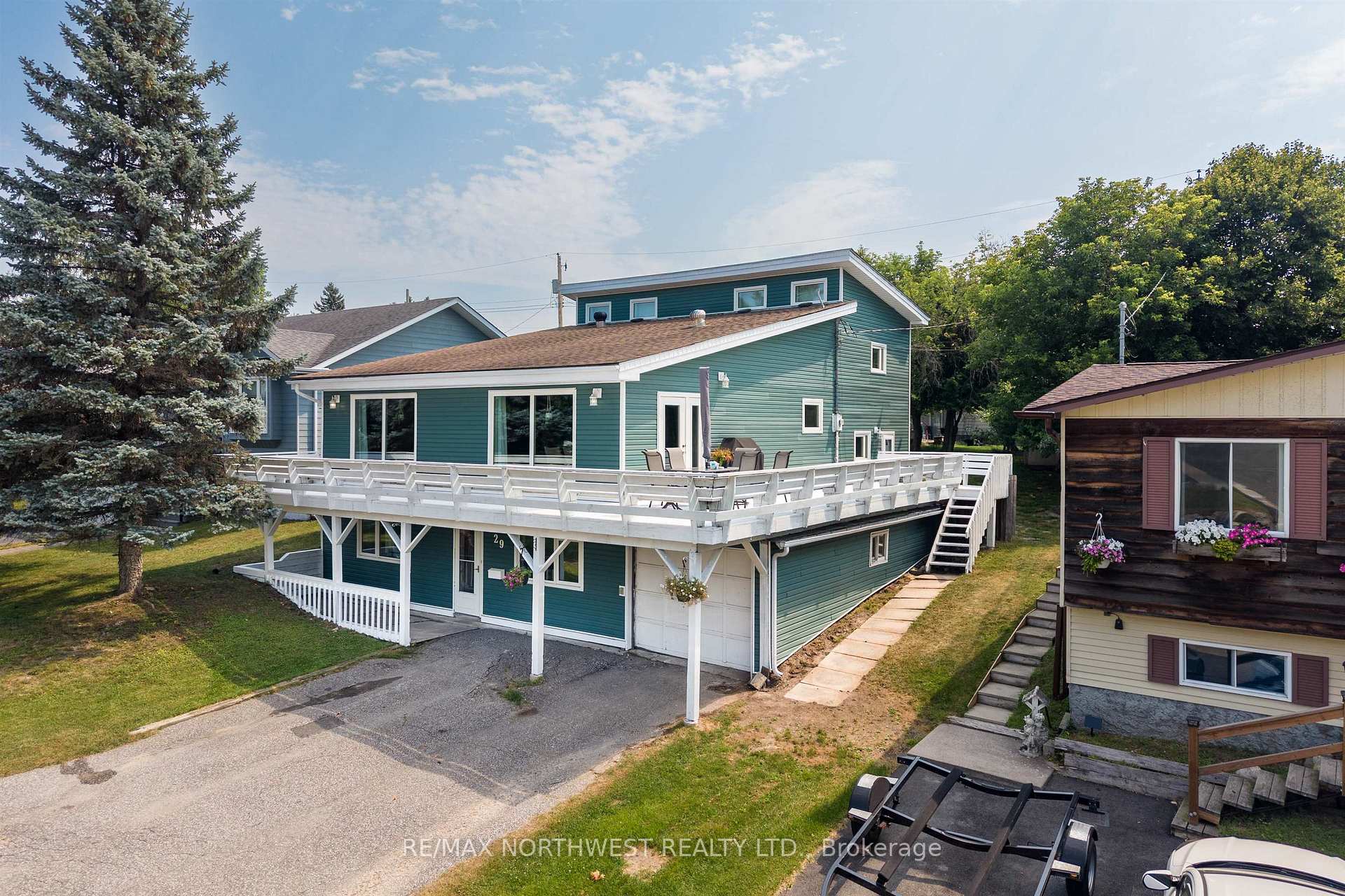 Photo 2 of 29 Amethyst Street, Kenora, Amethyst — HOMEH