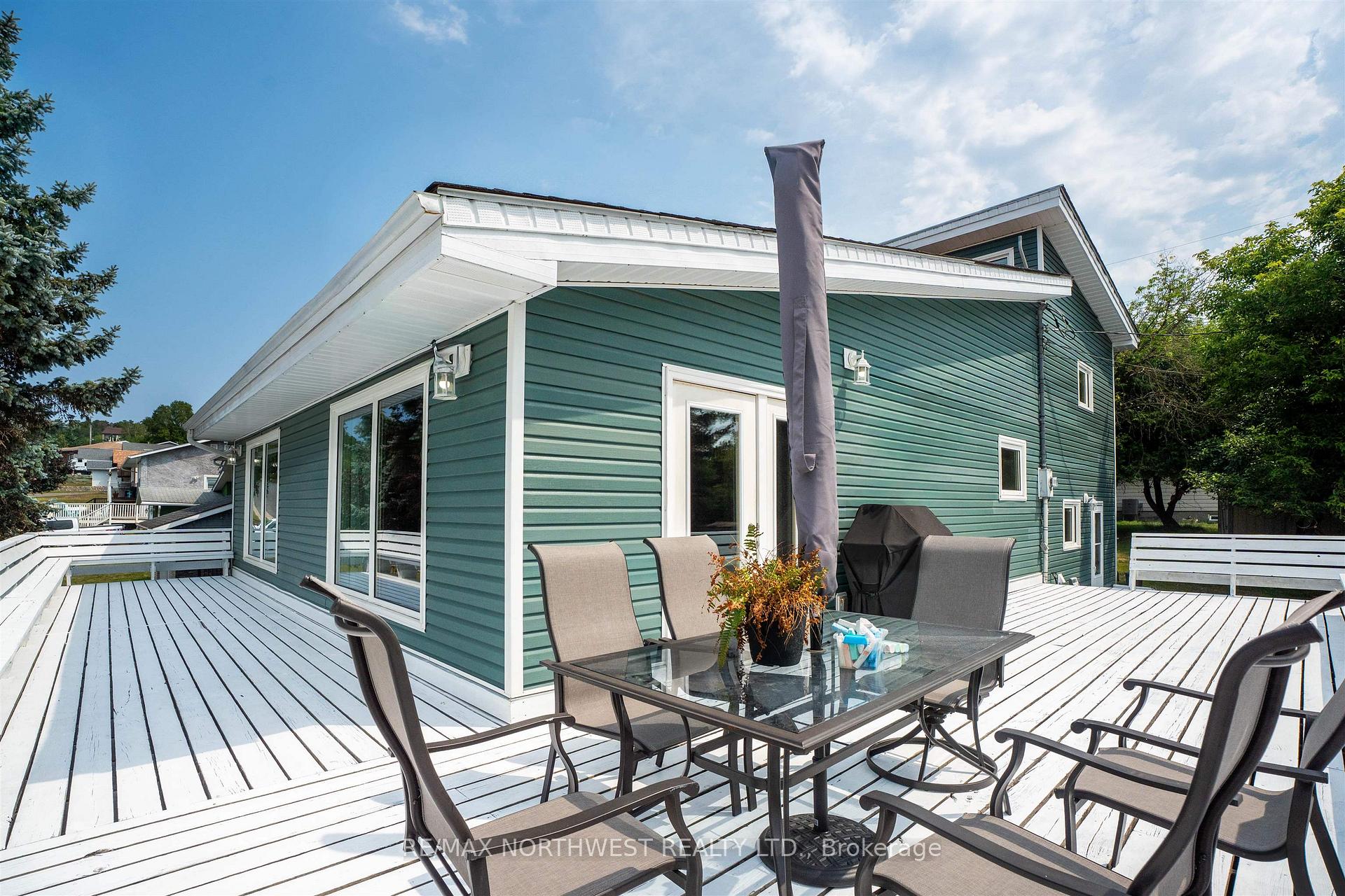 Photo 3 of 29 Amethyst Street, Kenora, Amethyst — HOMEH