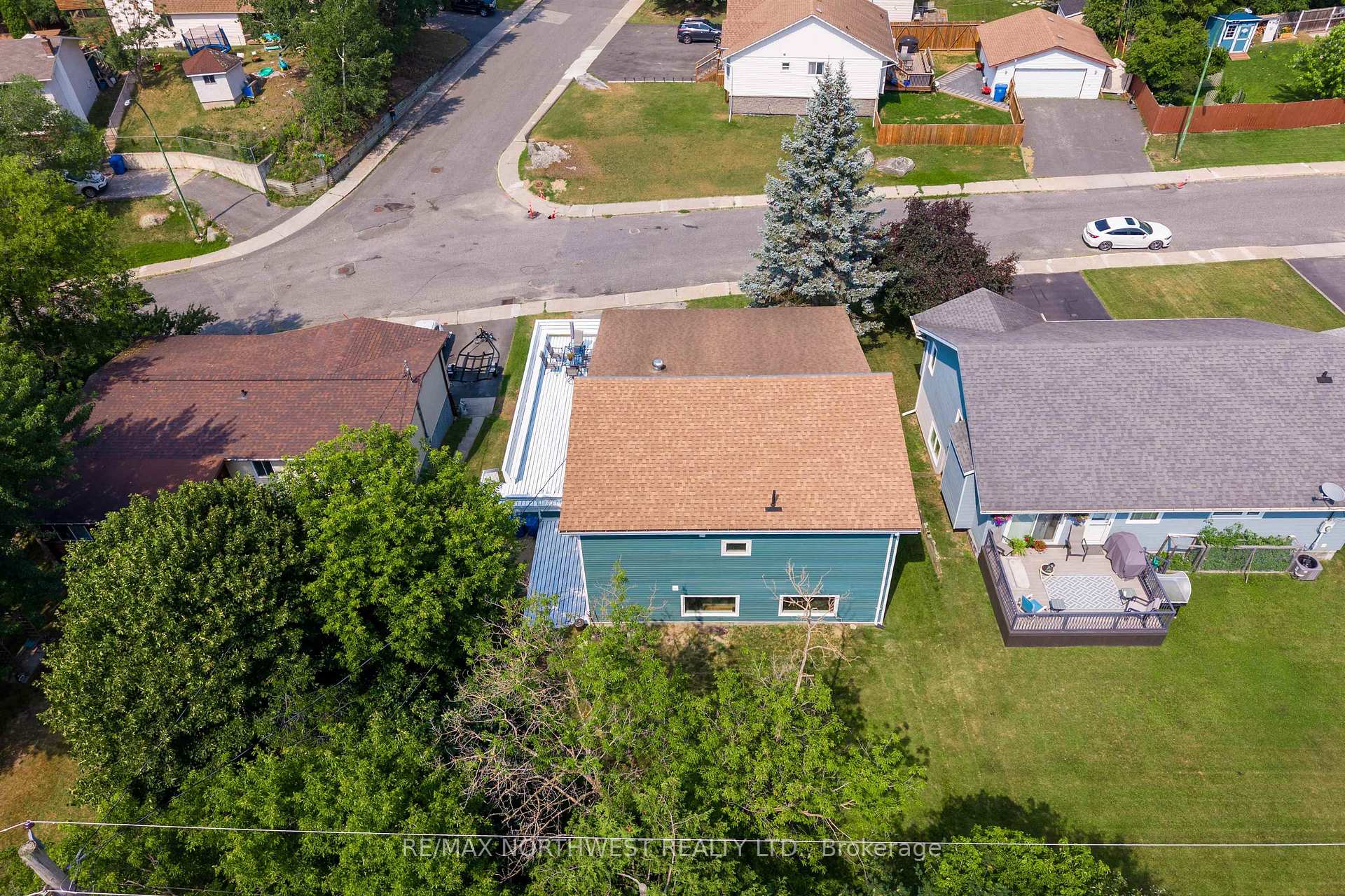 Photo 4 of 29 Amethyst Street, Kenora, Amethyst — HOMEH