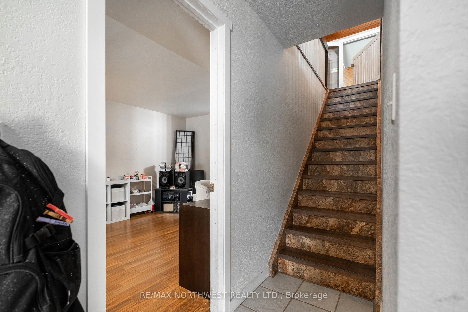 Photo 7 of 29 Amethyst Street, Kenora, Amethyst — HOMEH
