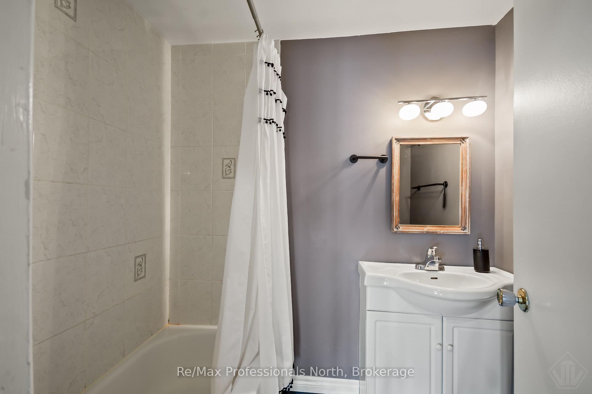 Photo 20 of 775 Muskoka Beach Road, Gravenhurst, Muskoka (S) — HOMEH