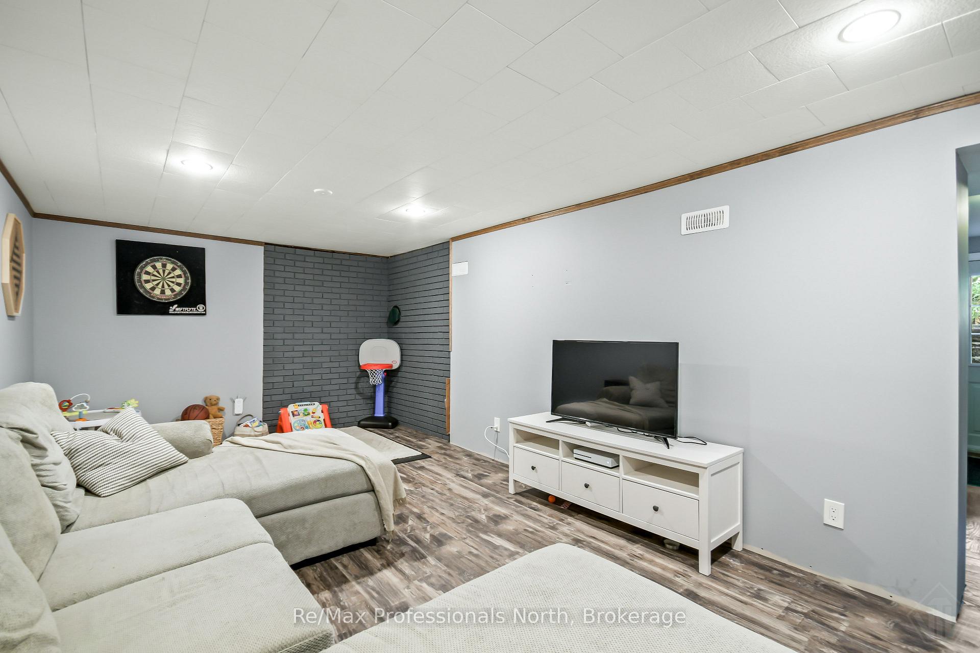 Photo 26 of 775 Muskoka Beach Road, Gravenhurst, Muskoka (S) — HOMEH