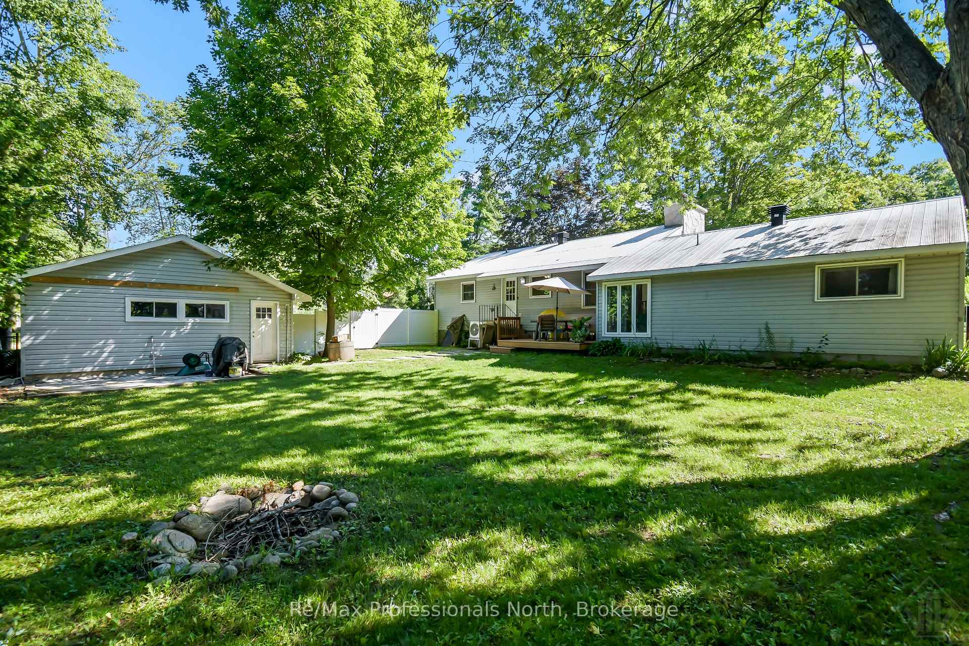 Photo 33 of 775 Muskoka Beach Road, Gravenhurst, Muskoka (S) — HOMEH