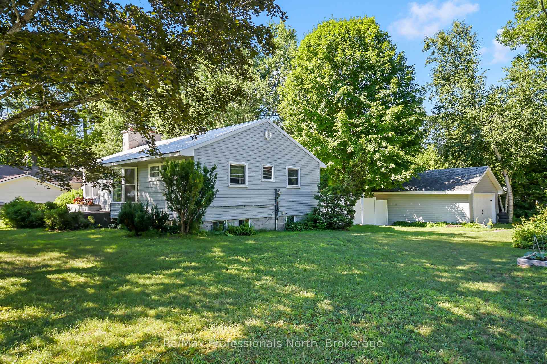 Photo 35 of 775 Muskoka Beach Road, Gravenhurst, Muskoka (S) — HOMEH