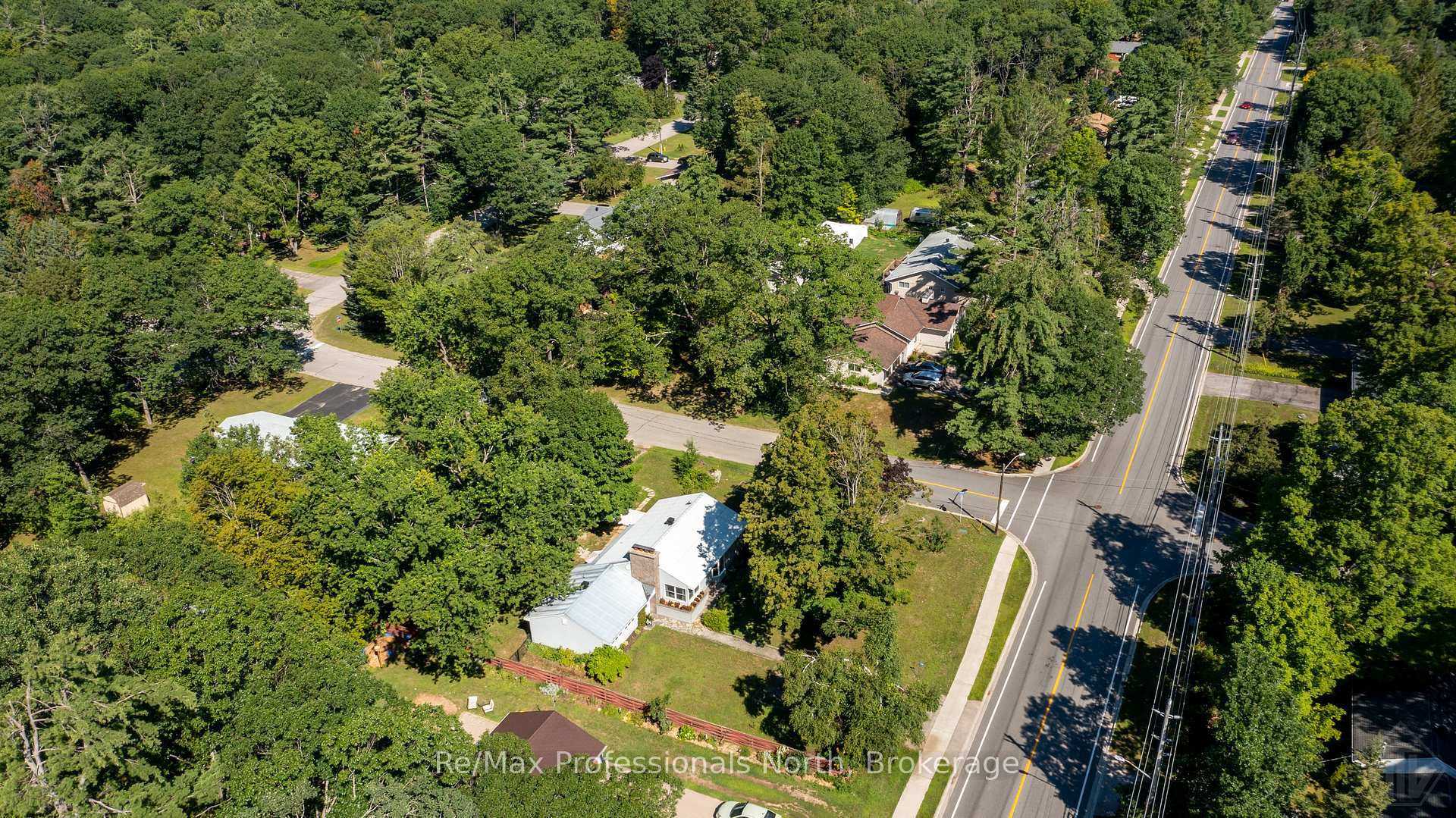 Photo 42 of 775 Muskoka Beach Road, Gravenhurst, Muskoka (S) — HOMEH