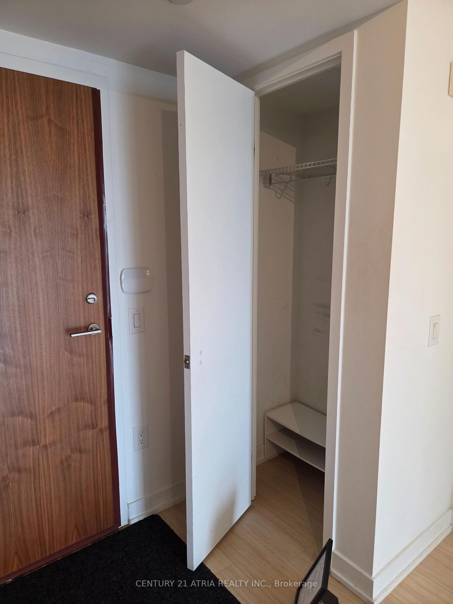 Photo 7 of Unit 2912, 75 Queens Wharf Road, Toronto, Waterfront Communities — HOMEH