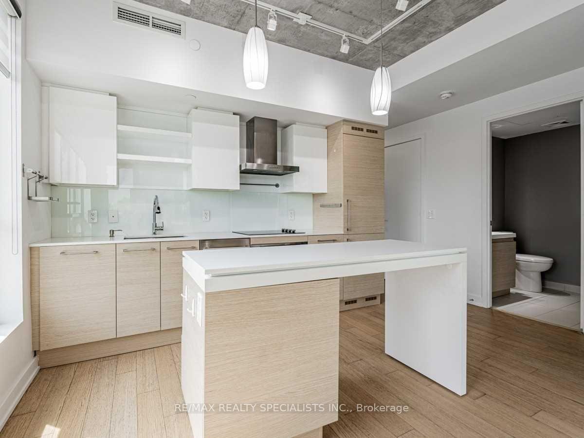 Photo 7 of Unit 321, 1030 King Street W, Toronto, Niagara — HOMEH