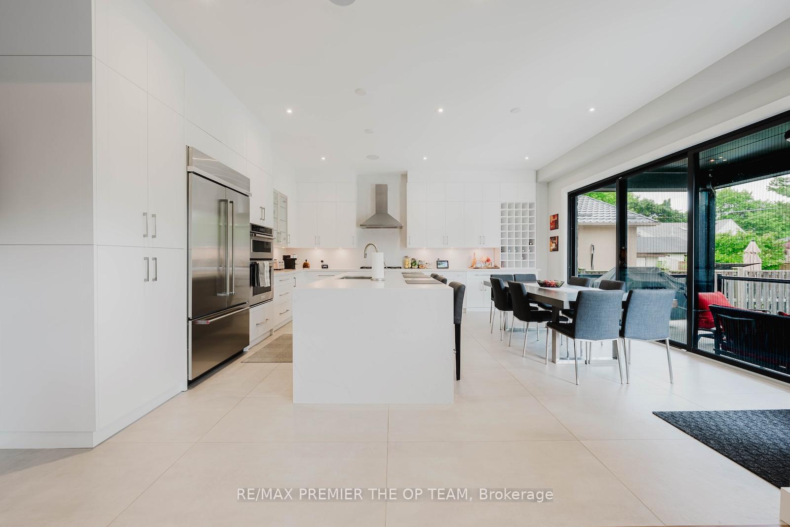 Photo 18 of 54 Cheltenham Avenue, Vaughan, West Woodbridge — HOMEH