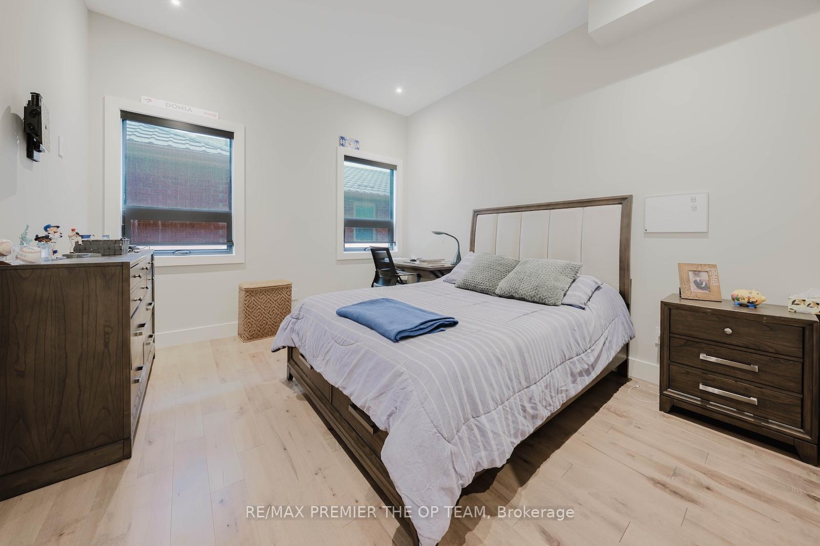 Photo 27 of 54 Cheltenham Avenue, Vaughan, West Woodbridge — HOMEH