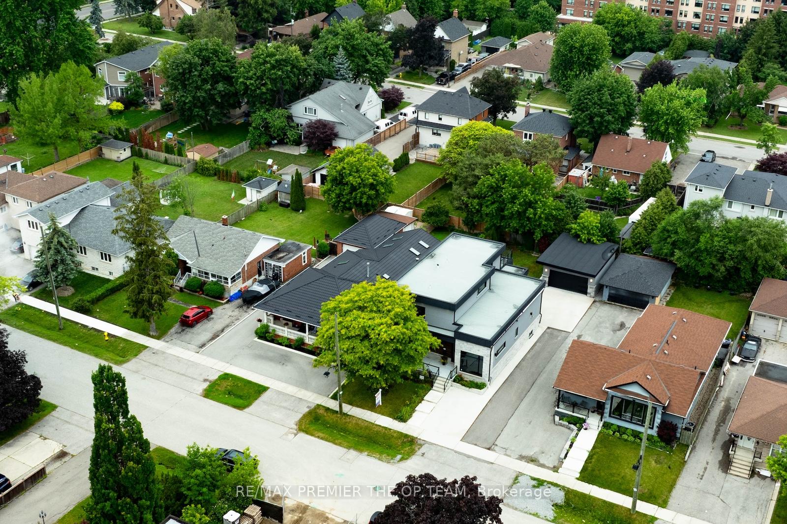Photo 45 of 54 Cheltenham Avenue, Vaughan, West Woodbridge — HOMEH
