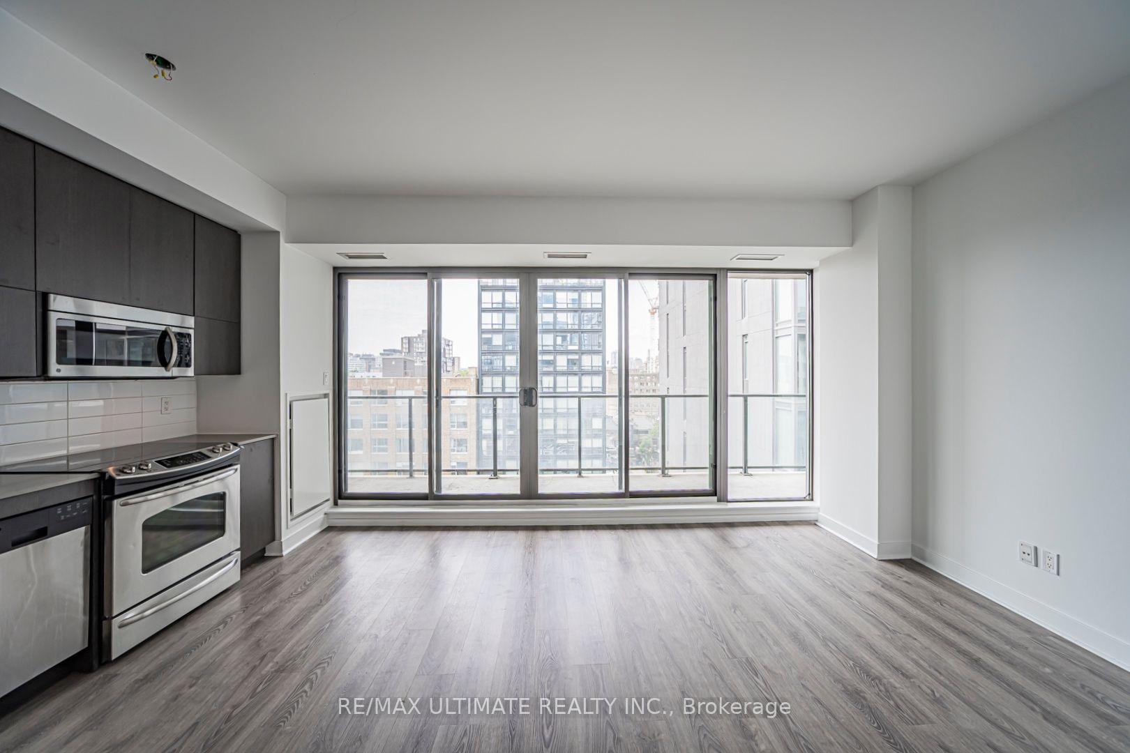 Photo 4 of Unit 906, 32 Camden Street, Toronto, Waterfront Communities — HOMEH