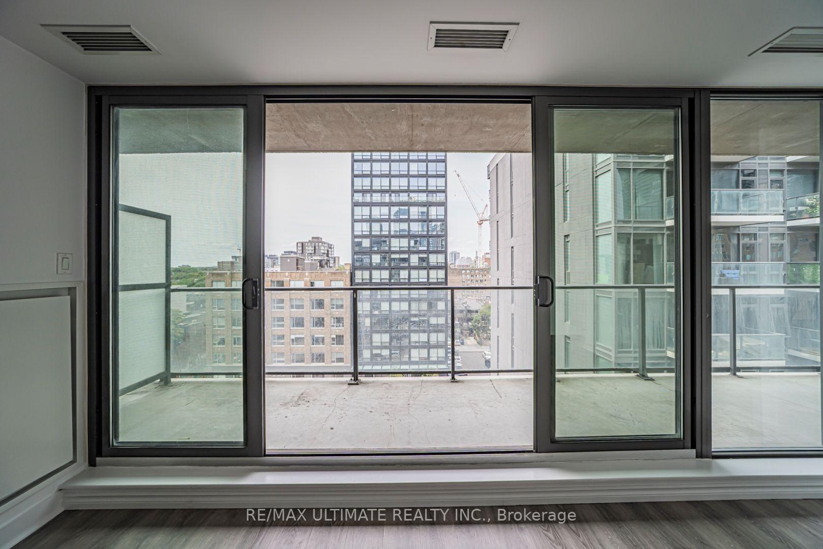 Photo 12 of Unit 906, 32 Camden Street, Toronto, Waterfront Communities — HOMEH