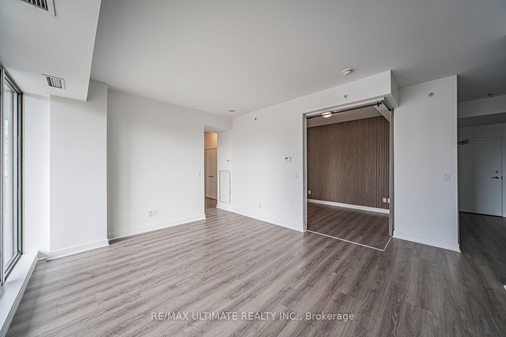 Photo 14 of Unit 906, 32 Camden Street, Toronto, Waterfront Communities — HOMEH