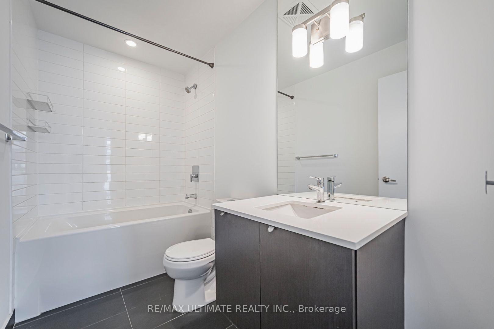 Photo 17 of Unit 906, 32 Camden Street, Toronto, Waterfront Communities — HOMEH