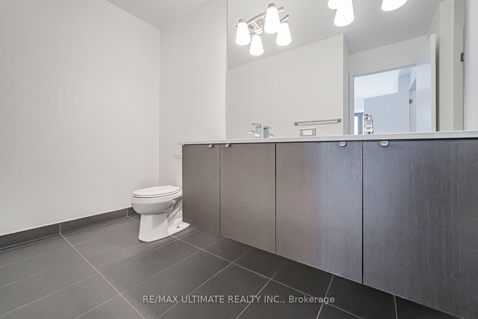 Photo 22 of Unit 906, 32 Camden Street, Toronto, Waterfront Communities — HOMEH