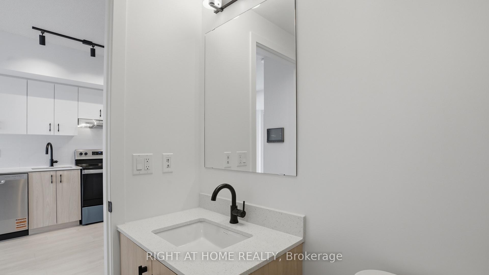 Photo 16 of Unit D604, 4878 Powers Common, Burlington, Alton — HOMEH