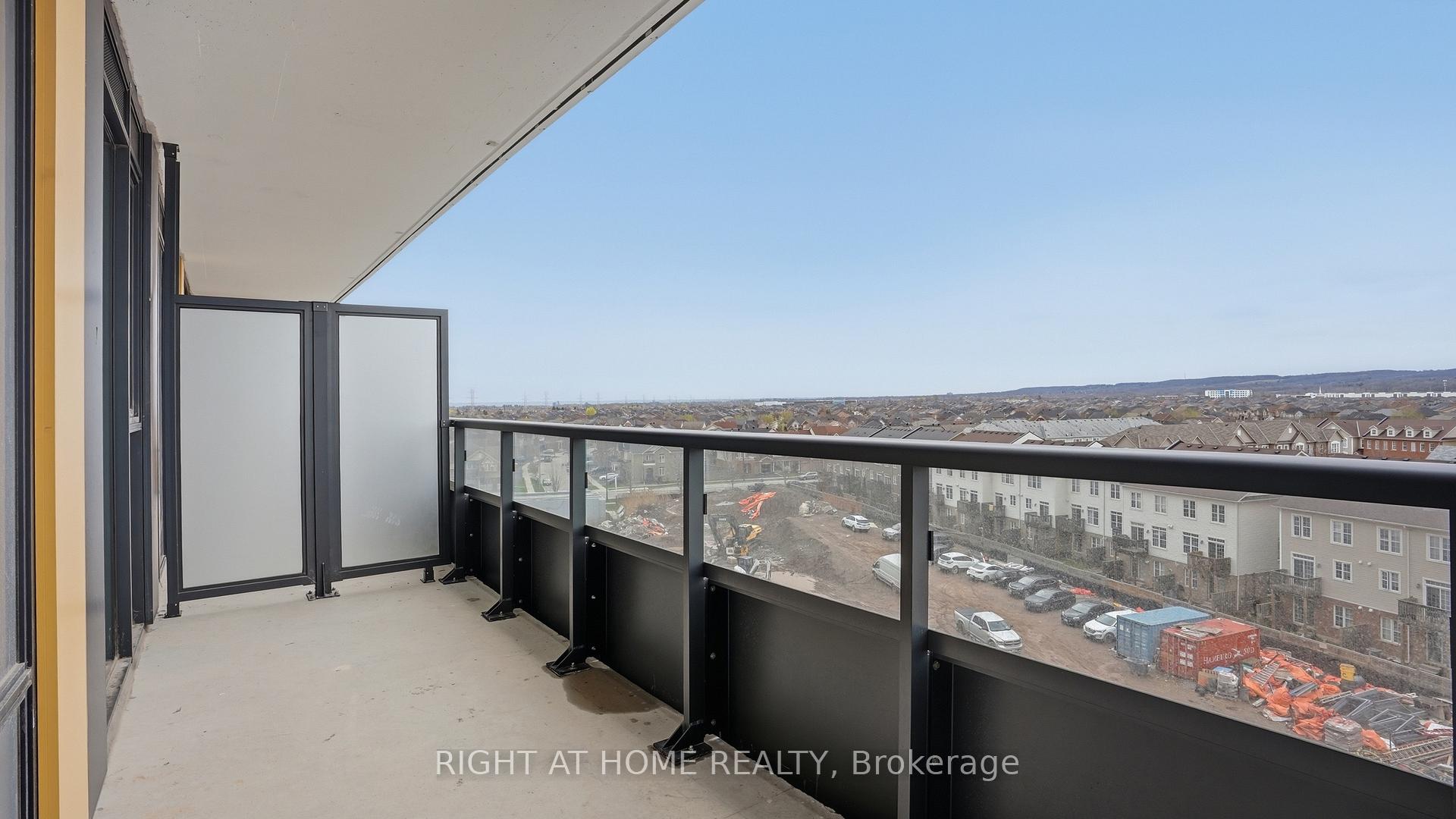 Photo 17 of Unit D604, 4878 Powers Common, Burlington, Alton — HOMEH