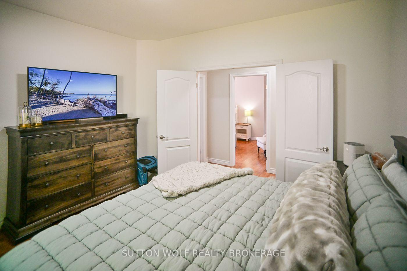 Photo 23 of 95 Middlesex Drive, Strathroy-Caradoc, NE — HOMEH