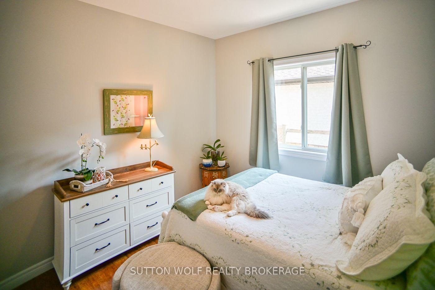 Photo 26 of 95 Middlesex Drive, Strathroy-Caradoc, NE — HOMEH