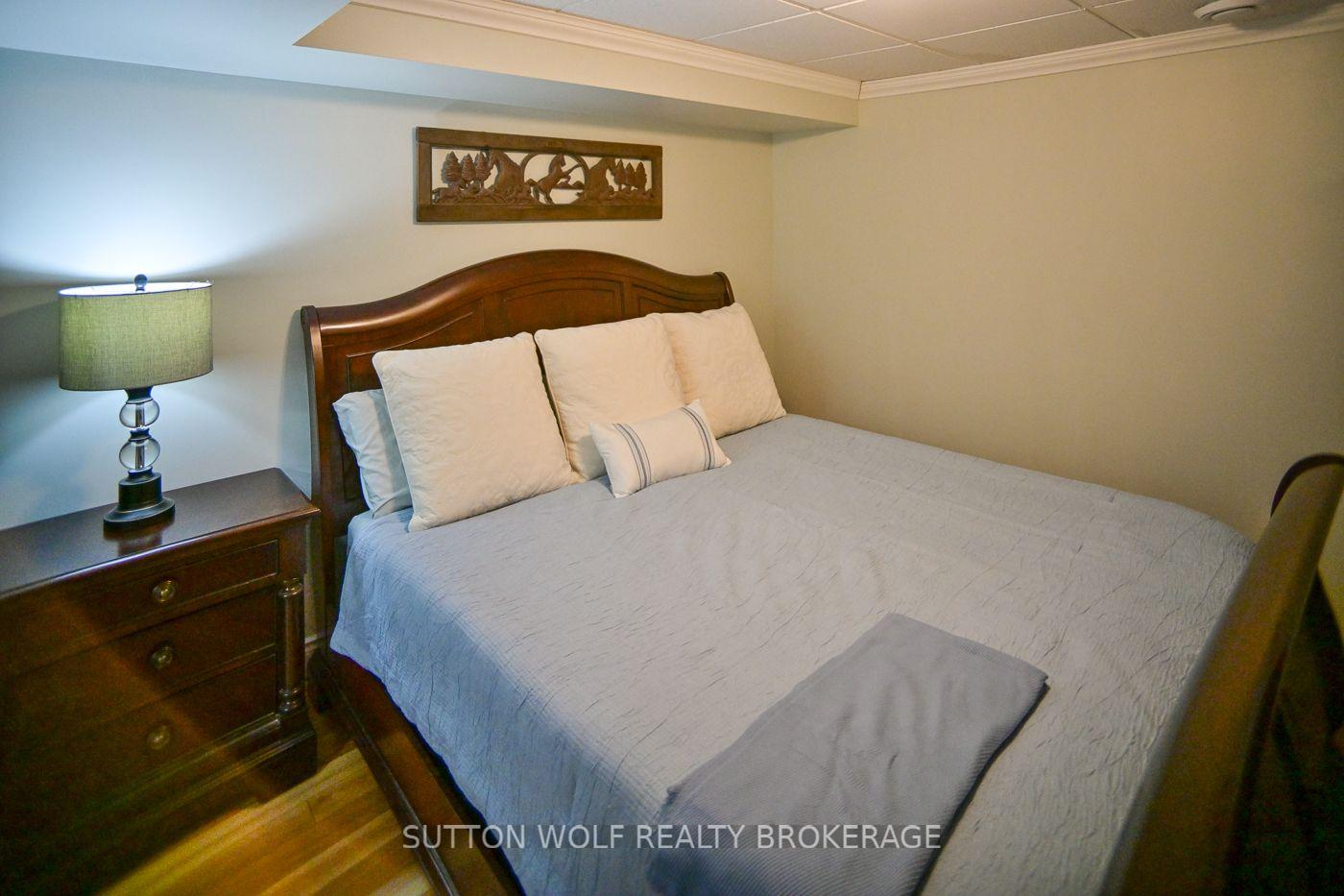 Photo 33 of 95 Middlesex Drive, Strathroy-Caradoc, NE — HOMEH