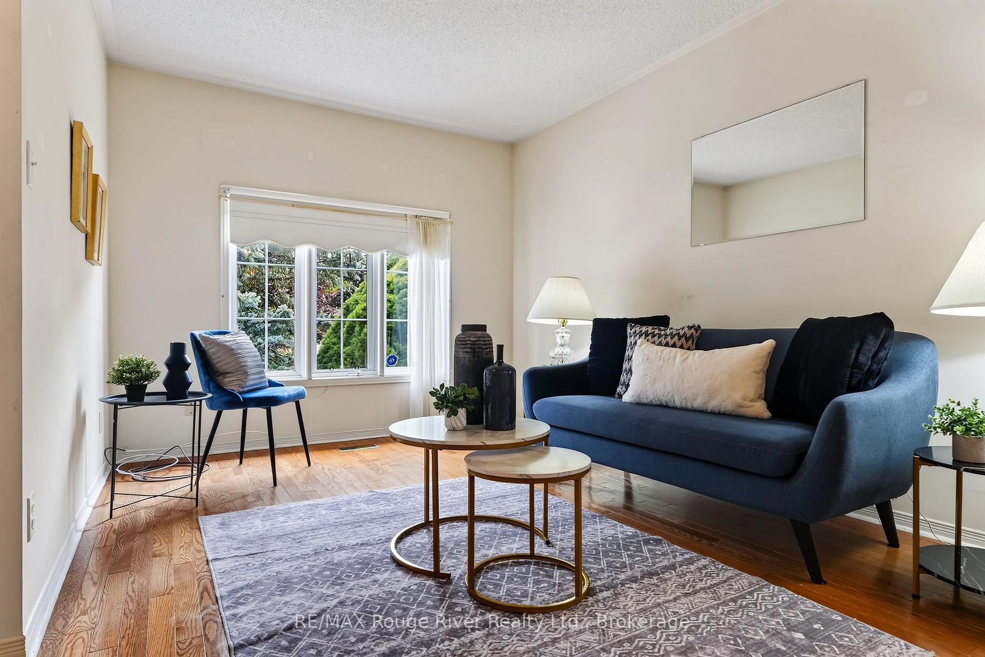 Photo 11 of 997 Field Court, Cobourg — HOMEH