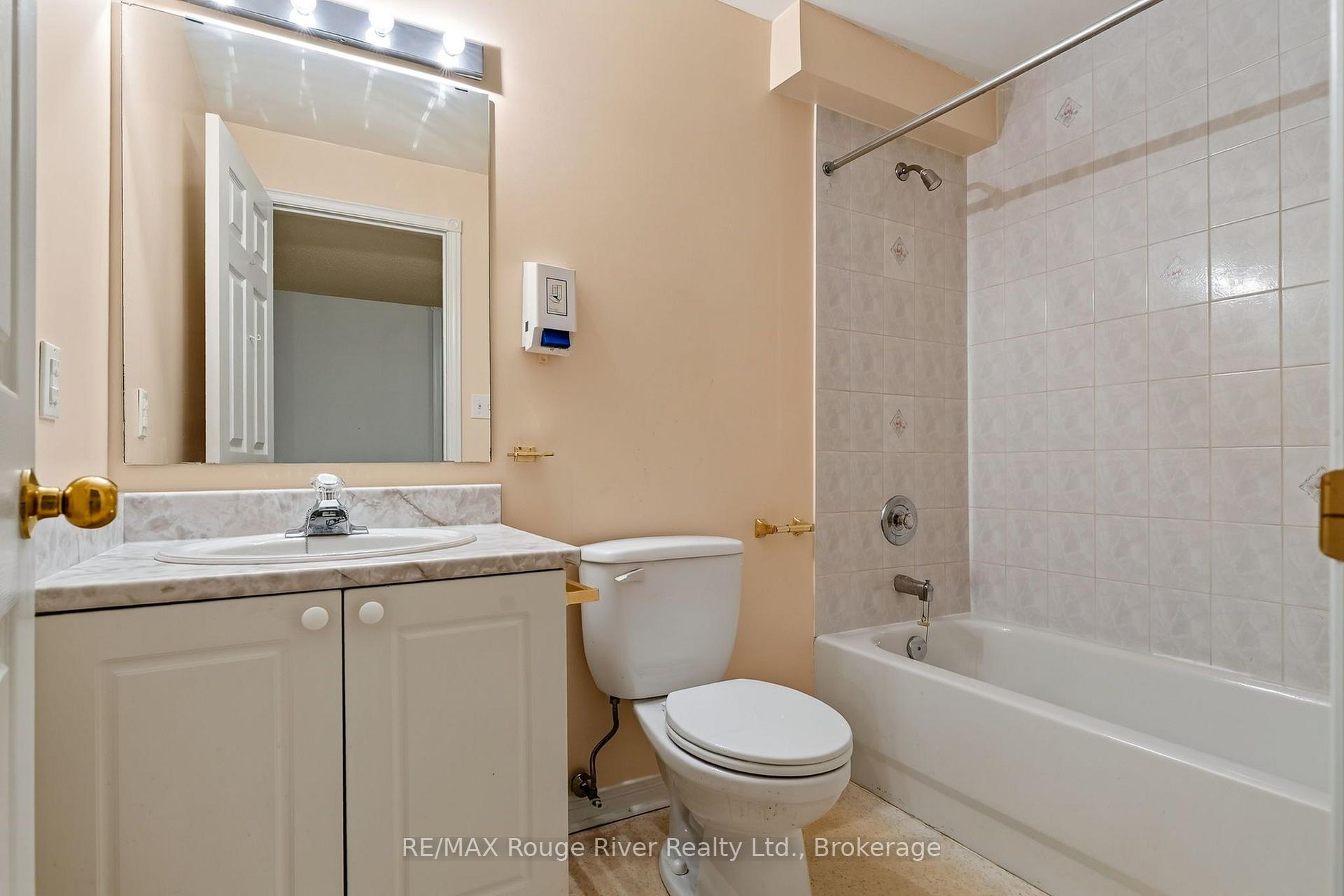 Photo 32 of 997 Field Court, Cobourg — HOMEH