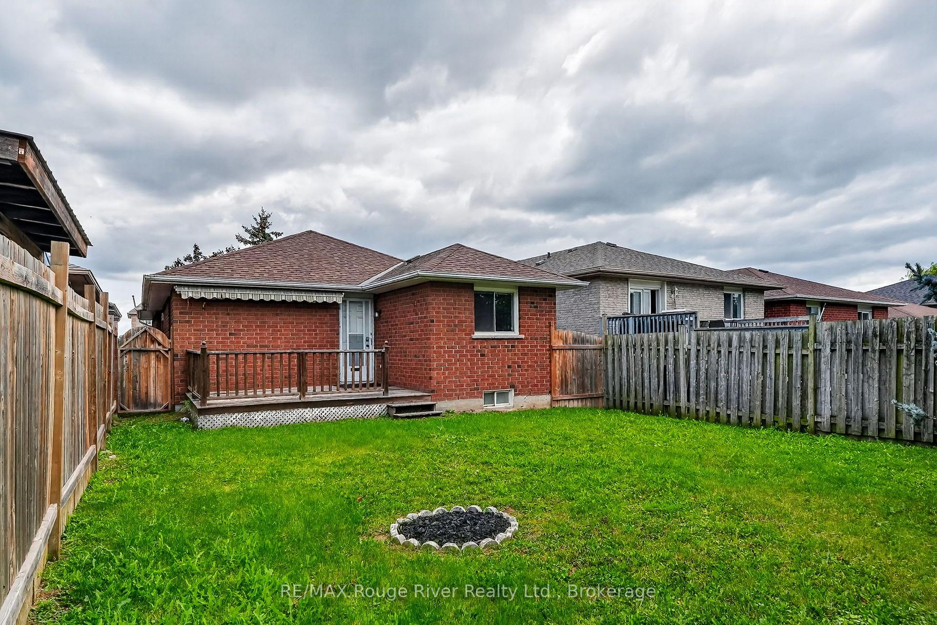 Photo 40 of 997 Field Court, Cobourg — HOMEH