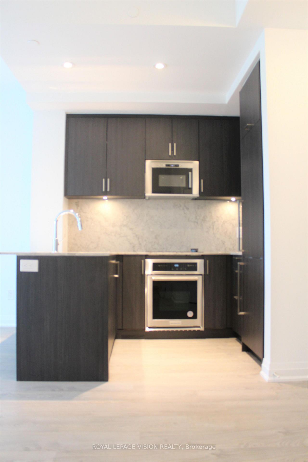 Photo 5 of Unit 527, 280 Howland Avenue, Toronto, The Annex — HOMEH