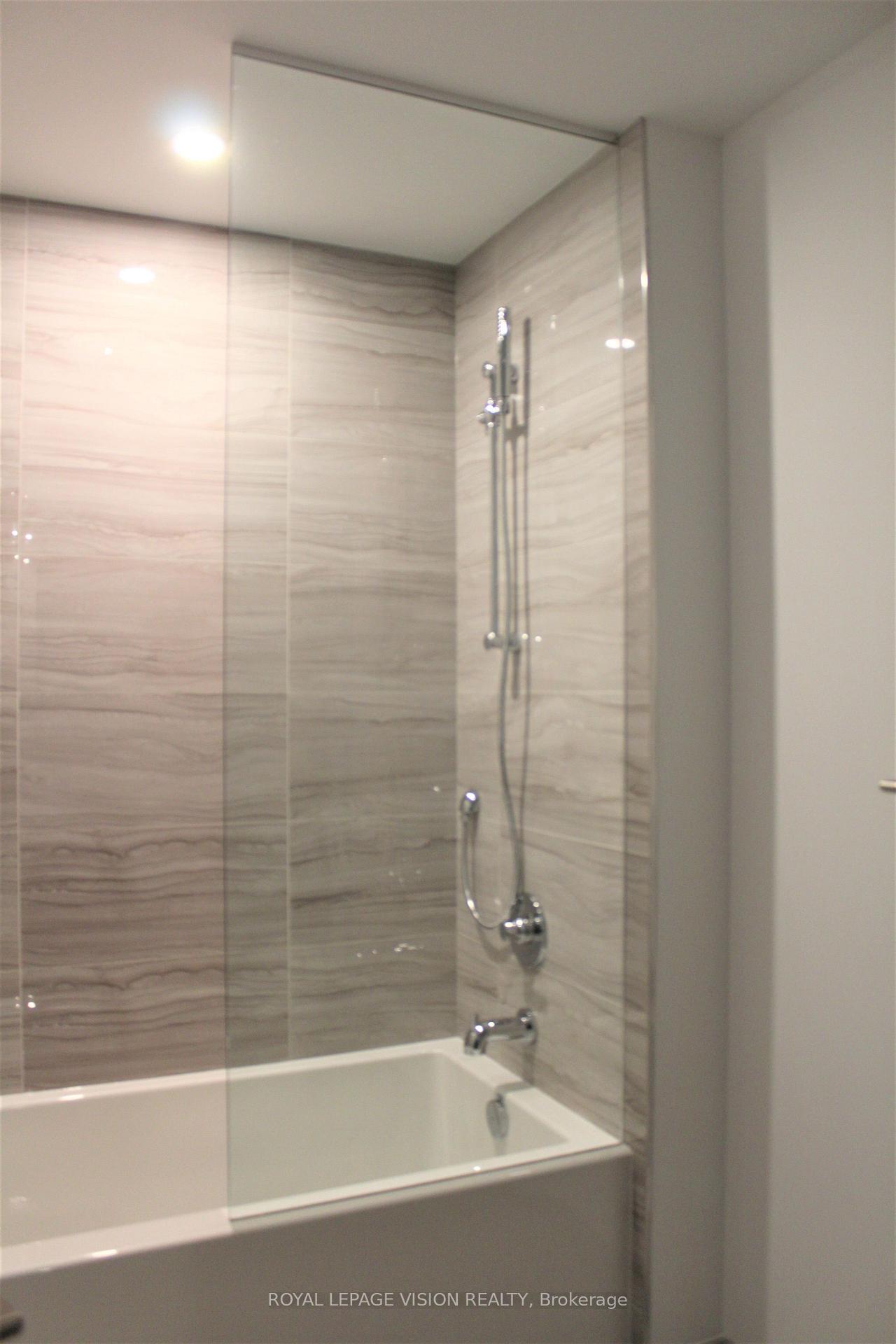 Photo 11 of Unit 527, 280 Howland Avenue, Toronto, The Annex — HOMEH