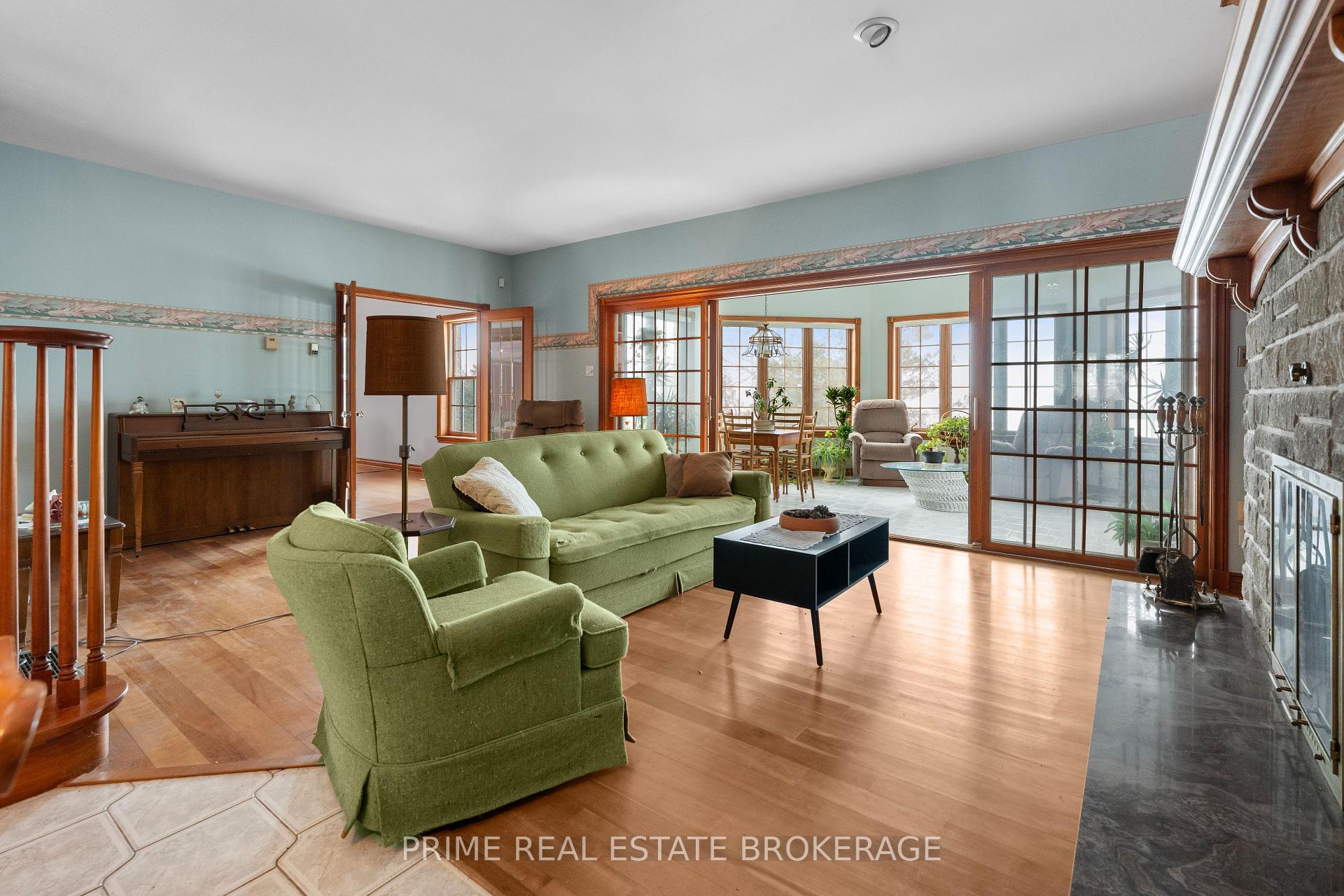 Photo 17 of 72797 Ravine Drive, Bluewater, Zurich — HOMEH