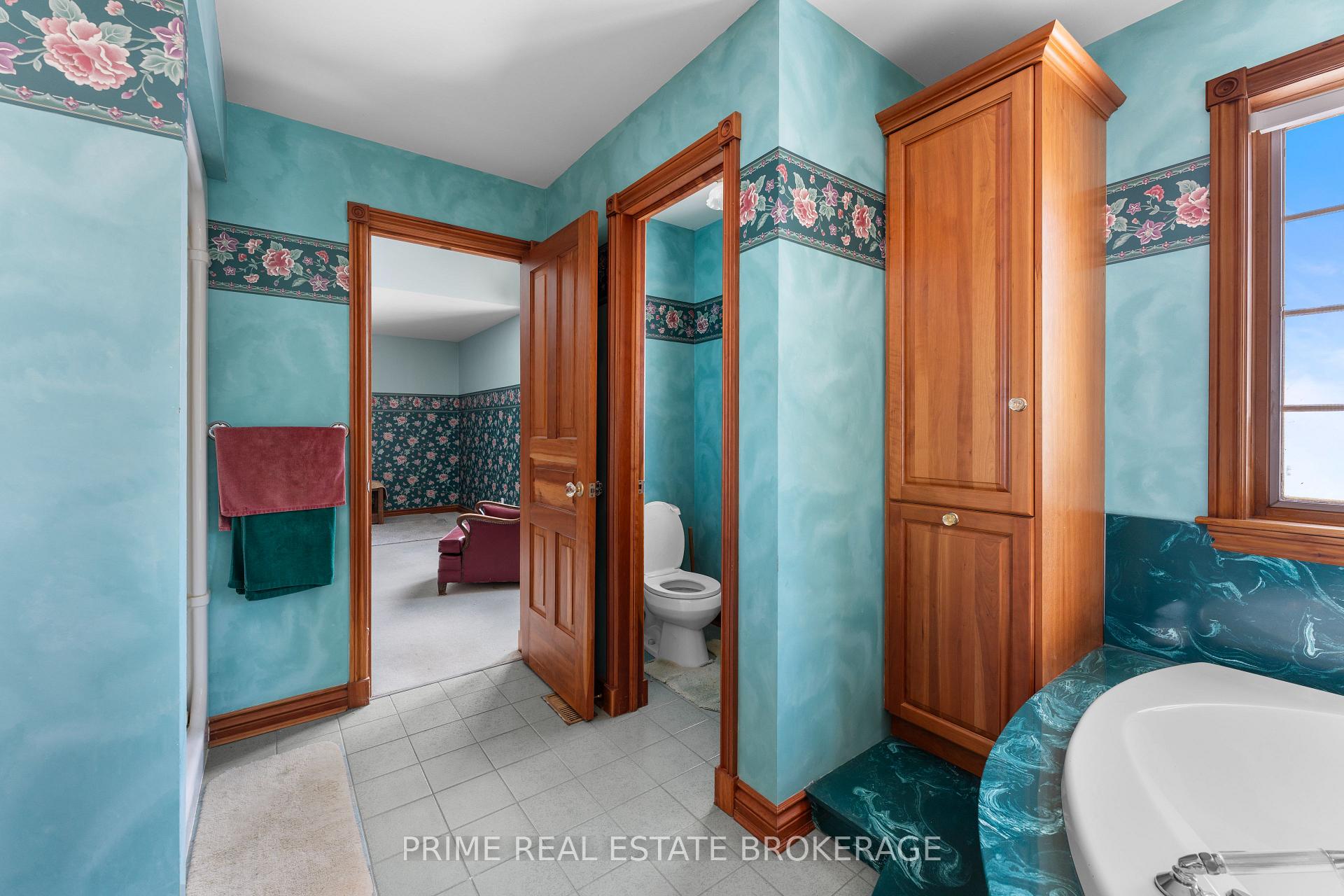 Photo 29 of 72797 Ravine Drive, Bluewater, Zurich — HOMEH