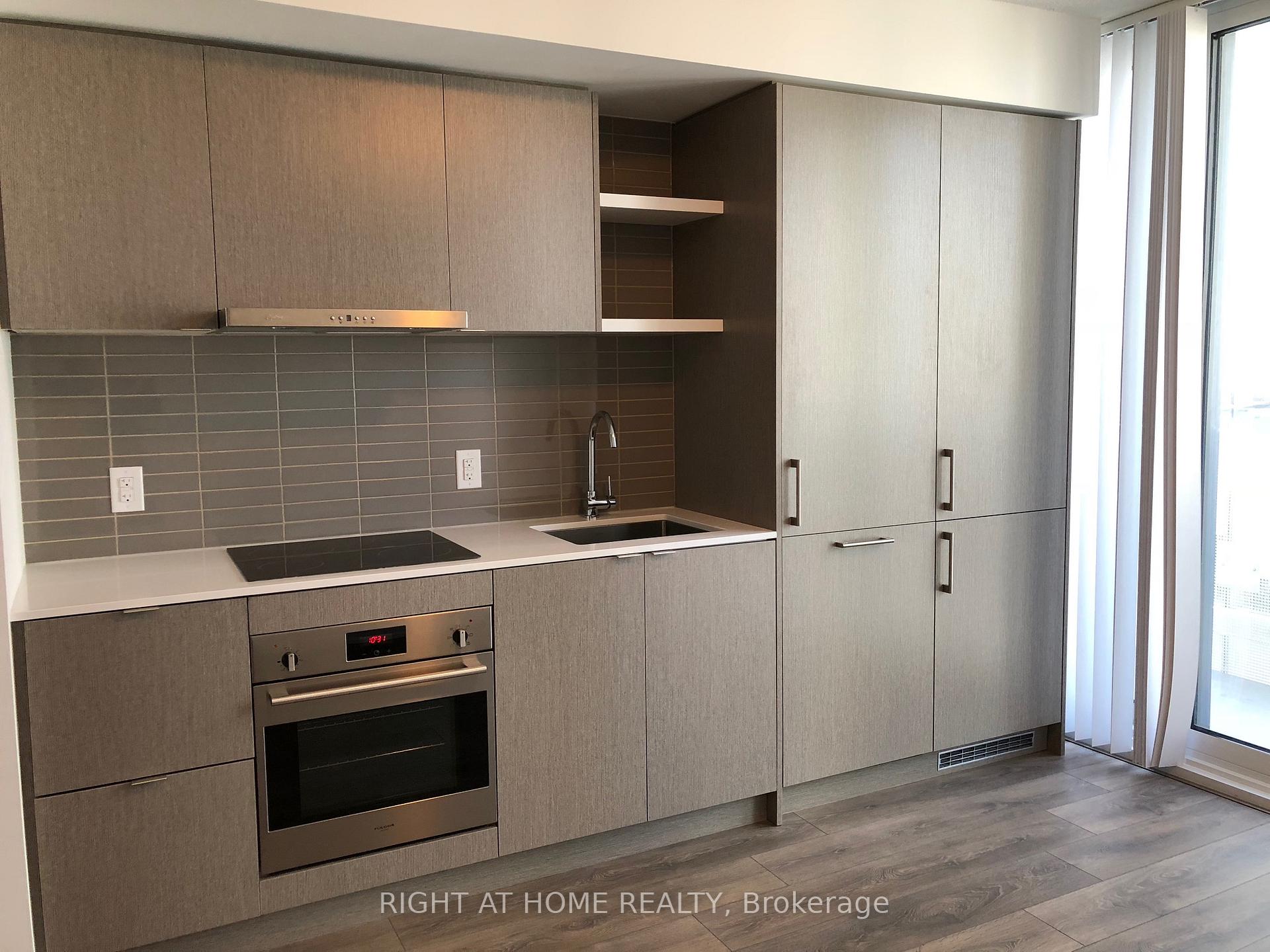 Photo 3 of Unit 3911, 100 Harbour Street, Toronto, Waterfront Communities — HOMEH