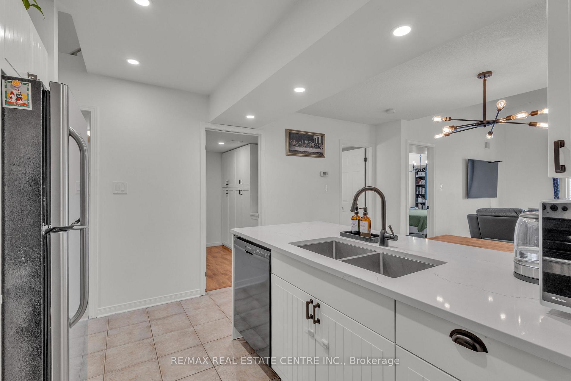 Photo 11 of Unit 3, 51 Petra Way, Whitby, Pringle Creek — HOMEH