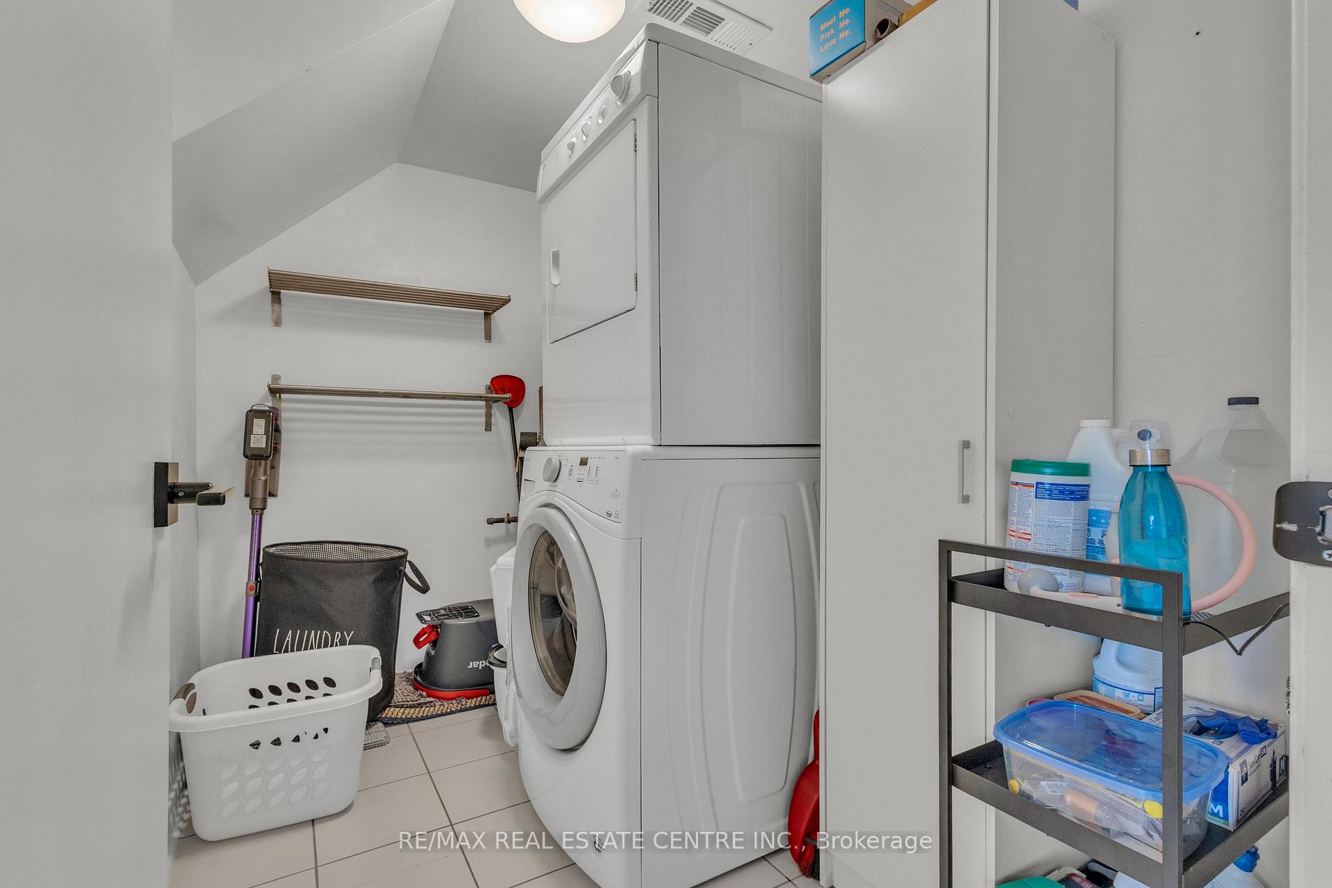 Photo 29 of Unit 3, 51 Petra Way, Whitby, Pringle Creek — HOMEH