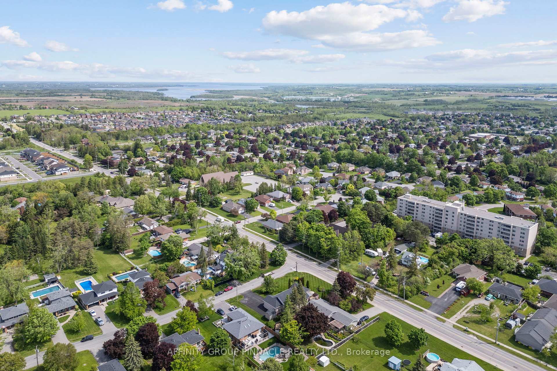 Photo 35 of 3 David Drive, Kawartha Lakes, Lindsay — HOMEH
