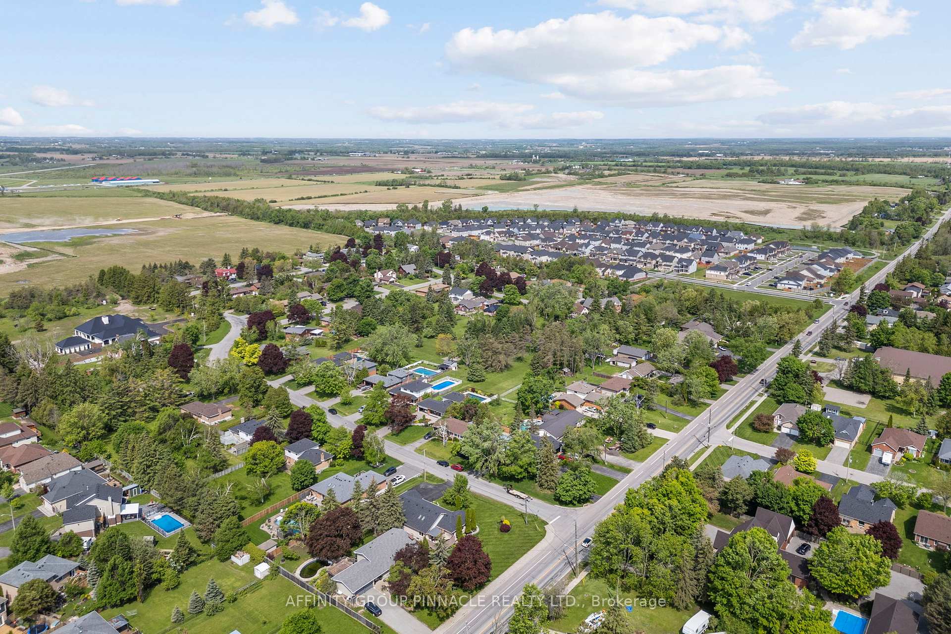 Photo 36 of 3 David Drive, Kawartha Lakes, Lindsay — HOMEH
