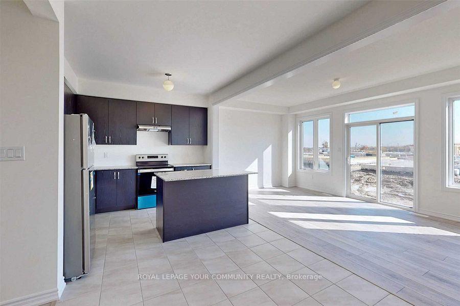 Photo 9 of 63 Valleybrook Road, Barrie, Innis-Shore — HOMEH