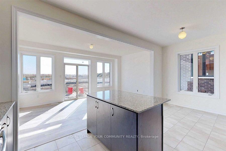 Photo 12 of 63 Valleybrook Road, Barrie, Innis-Shore — HOMEH