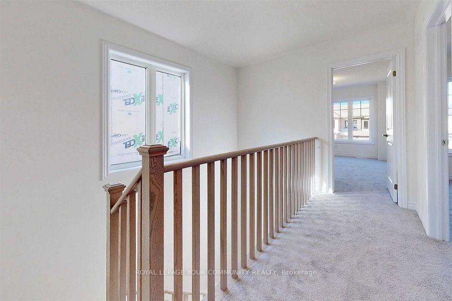Photo 13 of 63 Valleybrook Road, Barrie, Innis-Shore — HOMEH