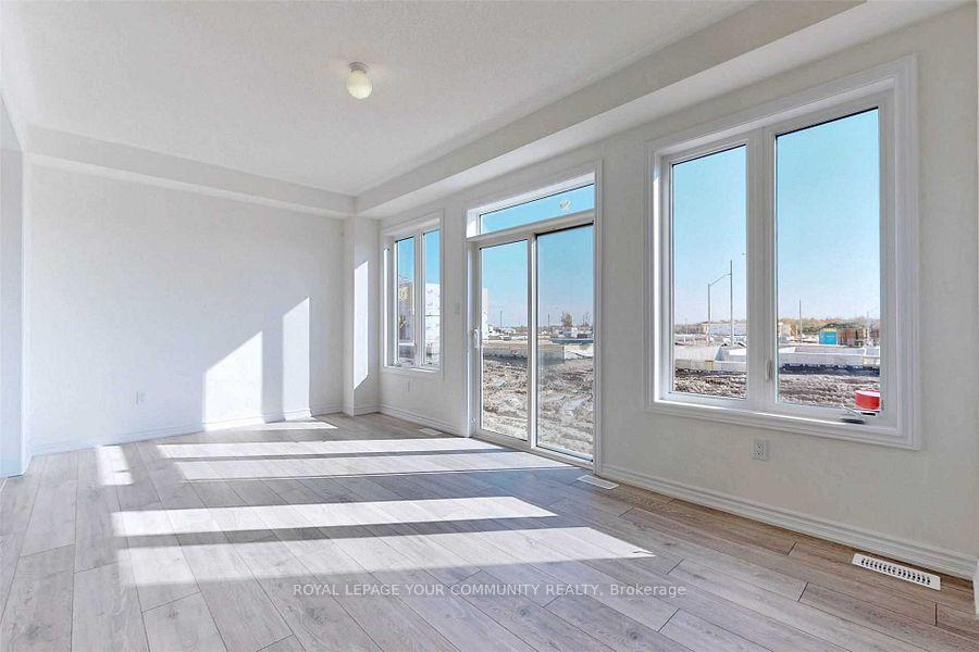 Photo 15 of 63 Valleybrook Road, Barrie, Innis-Shore — HOMEH