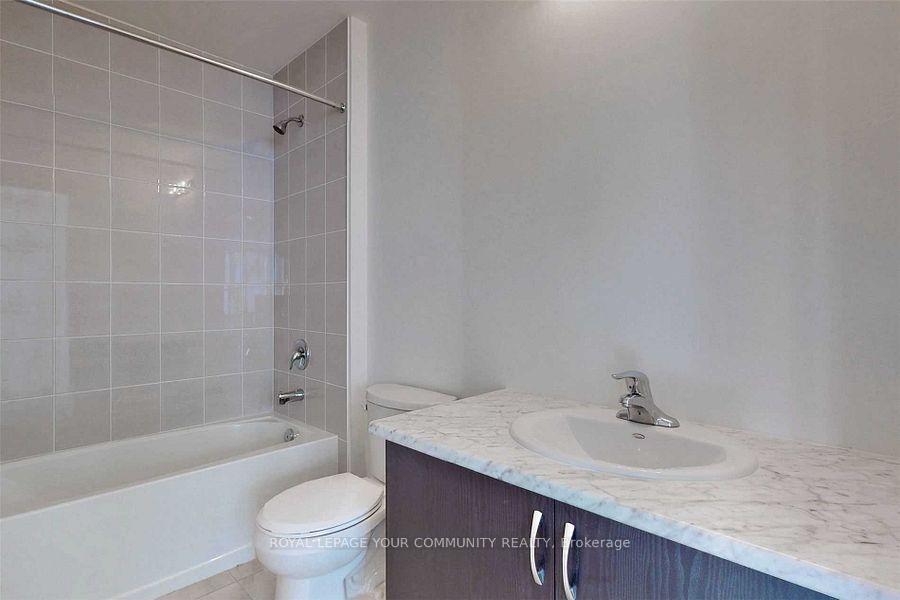 Photo 27 of 63 Valleybrook Road, Barrie, Innis-Shore — HOMEH