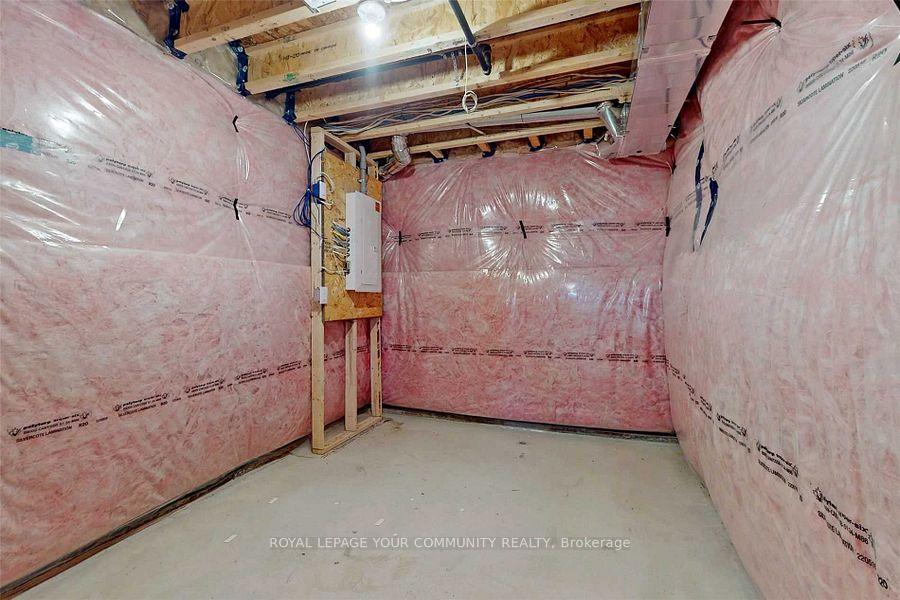 Photo 30 of 63 Valleybrook Road, Barrie, Innis-Shore — HOMEH
