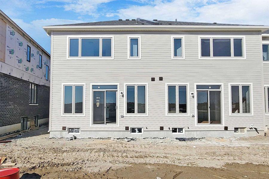 Photo 32 of 63 Valleybrook Road, Barrie, Innis-Shore — HOMEH