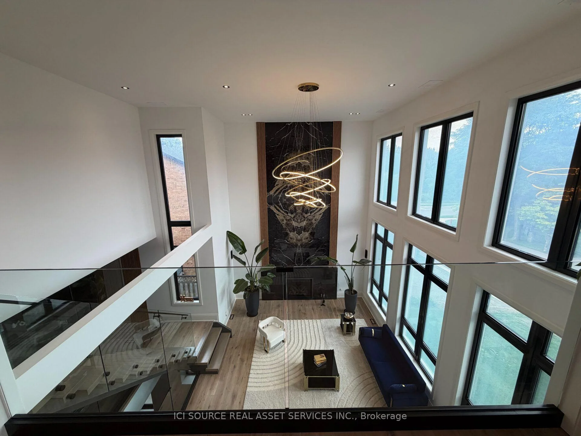Photo 51 of 211 Kennedy Street W, Aurora, Aurora Village — HOMEH
