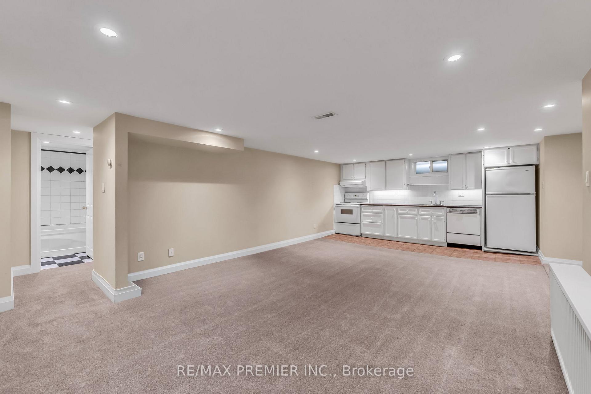 Photo 5 of Unit Lower Level, 5 Killarney Road, Toronto, Forest Hill South — HOMEH