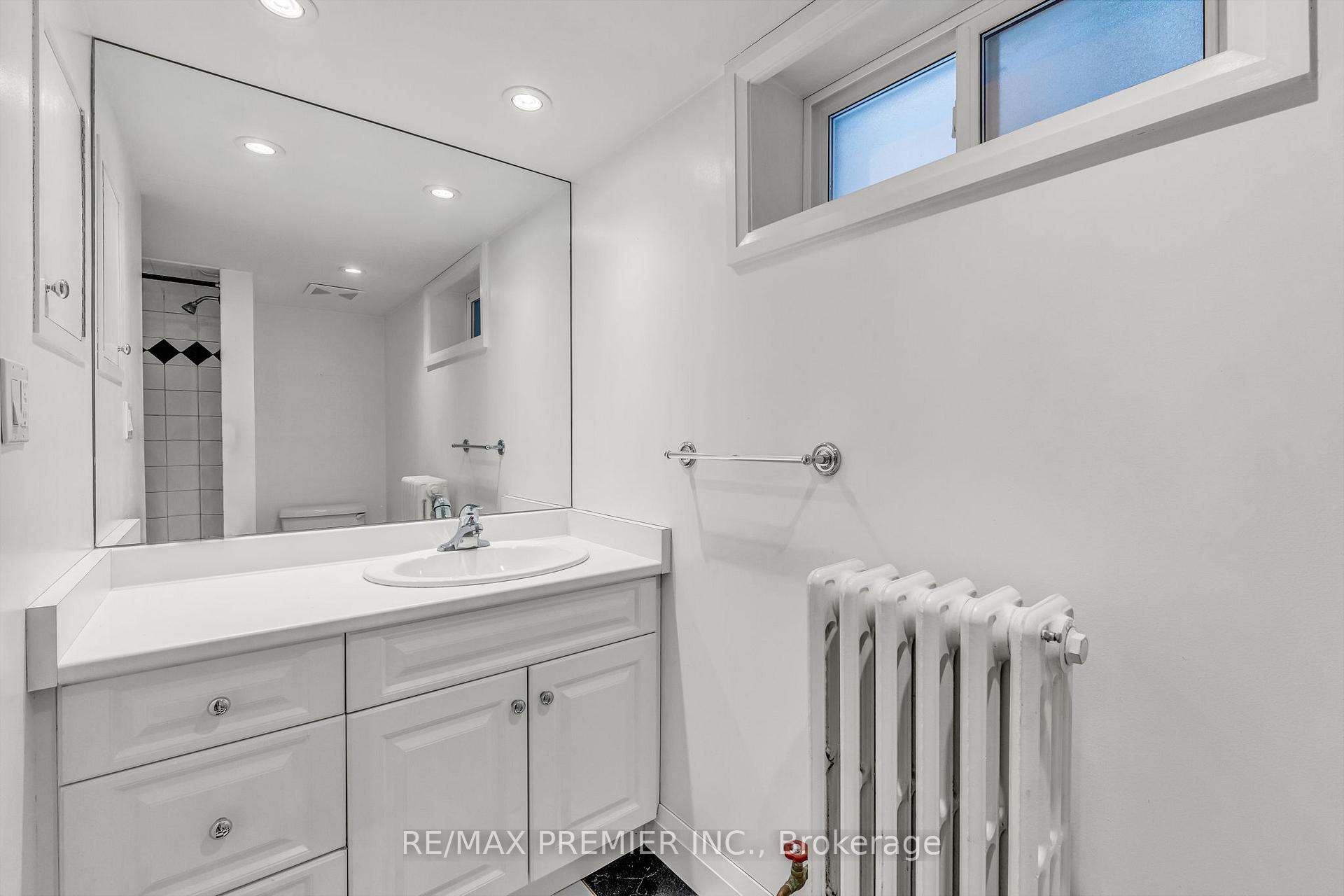 Photo 12 of Unit Lower Level, 5 Killarney Road, Toronto, Forest Hill South — HOMEH