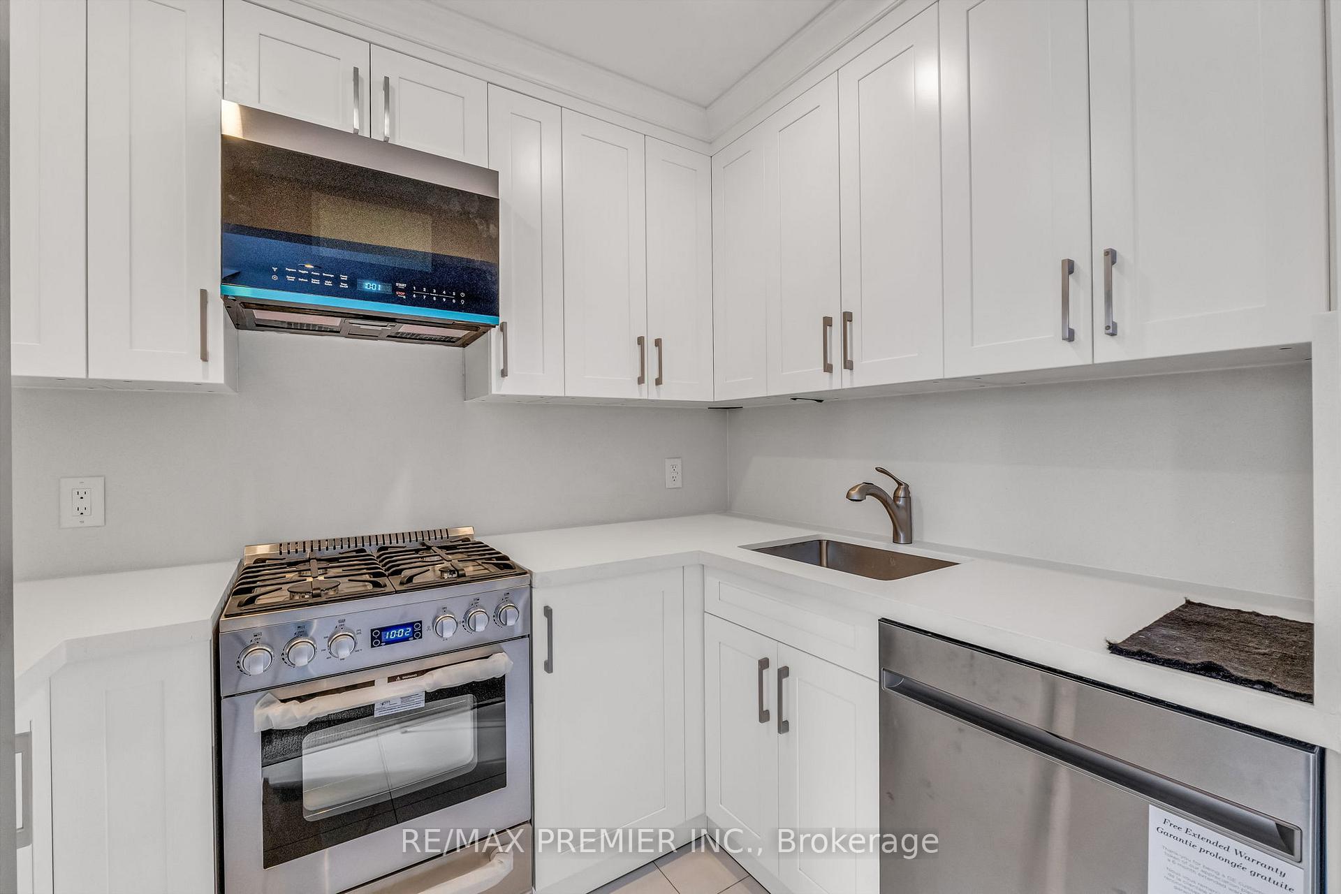 Photo 15 of Unit 3rd Floor, 5 Killarney Road, Toronto, Forest Hill South — HOMEH